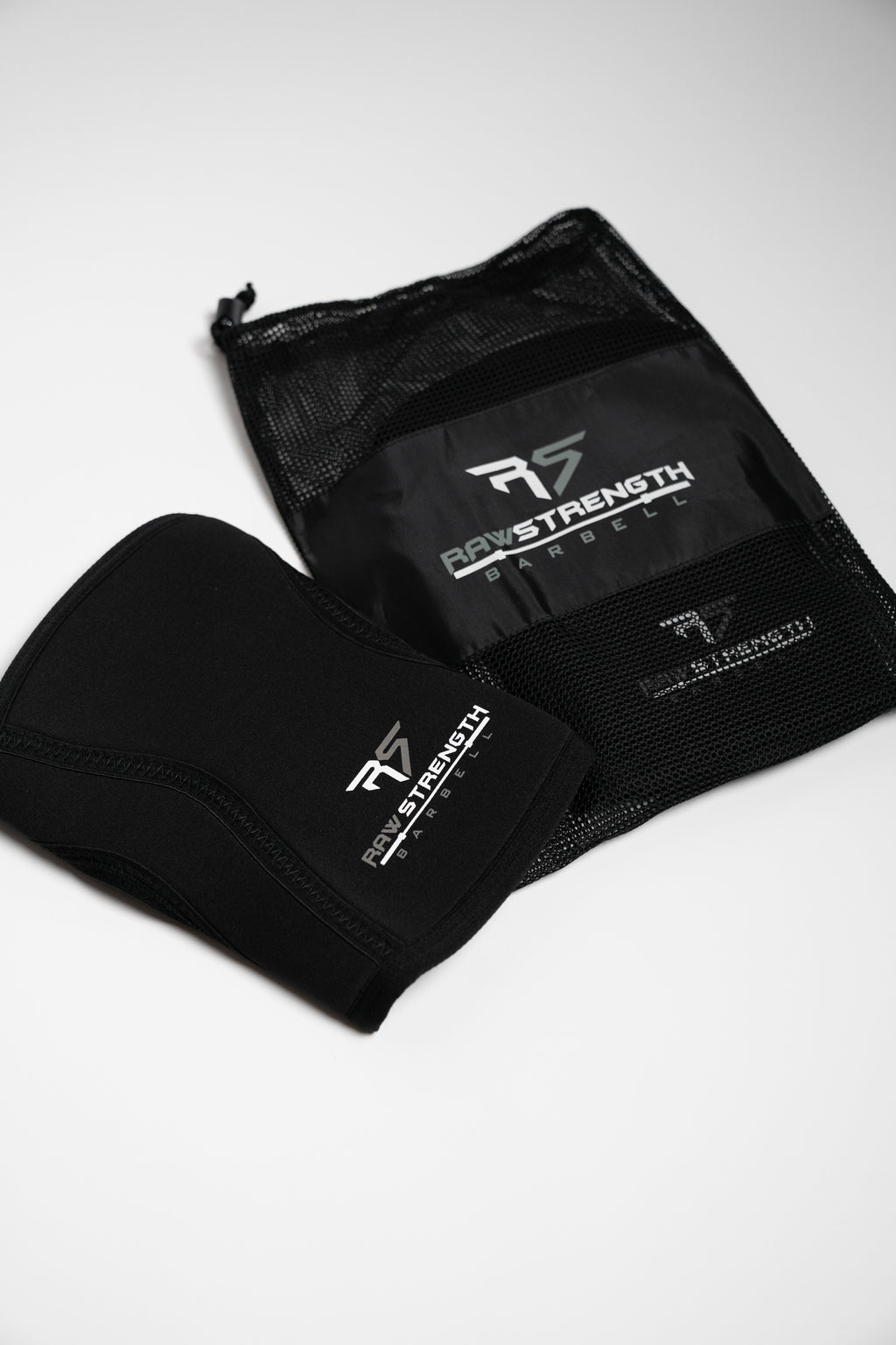 RAW STRENGTH BARBELL 7MM NEOPRENE PRO KNEE SLEEVES