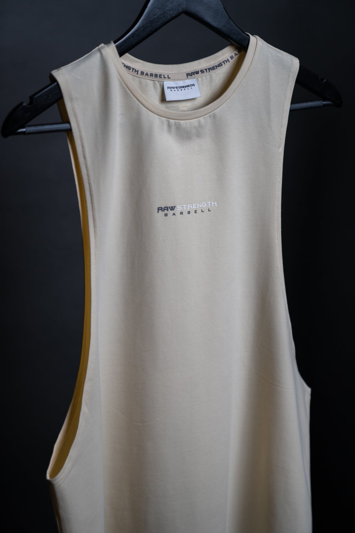 RAW STRENGTH BARBELL ESSENTIALS SANDSTONE BEIGE DROP ARM TANK