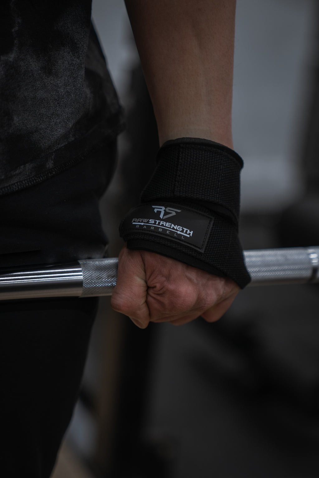 RAW STRENGTH BARBELL FIGURE OF 8 LIFTING STRAPS