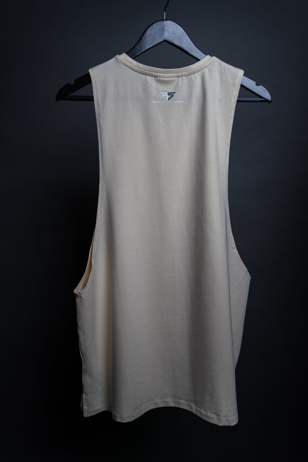 RAW STRENGTH BARBELL ESSENTIALS SANDSTONE BEIGE DROP ARM TANK