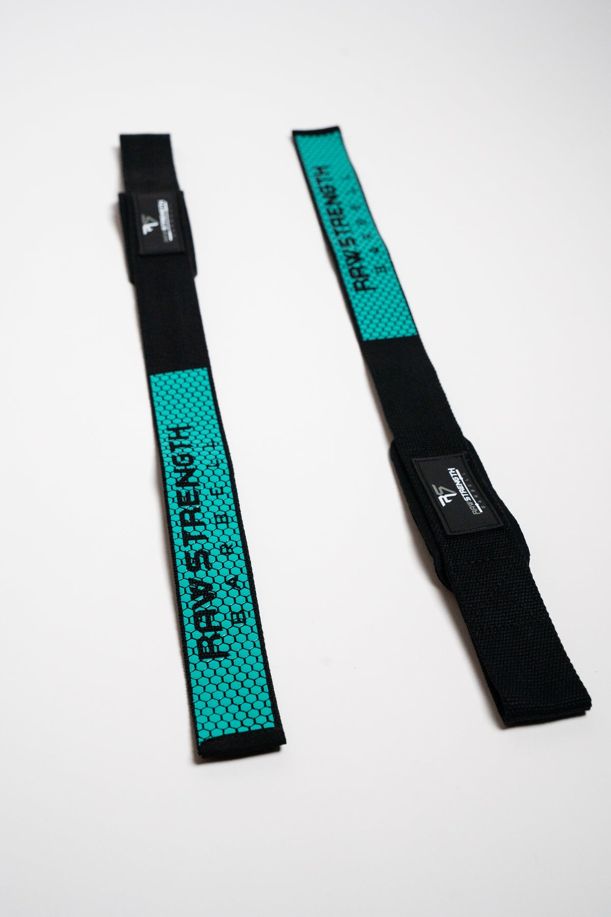 RAW STRENGTH BARBELL GLACIER BLUE LIFTING STRAPS