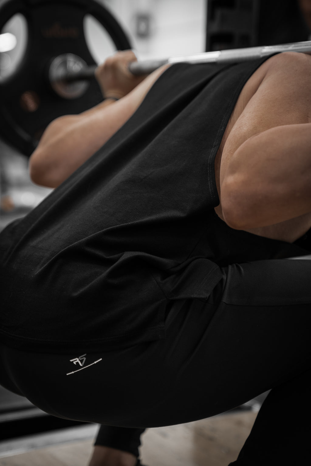 RAW STRENGTH BARBELL UNISEX PERFORMANCE BLACK 4-WAY STRETCH JOGGERS