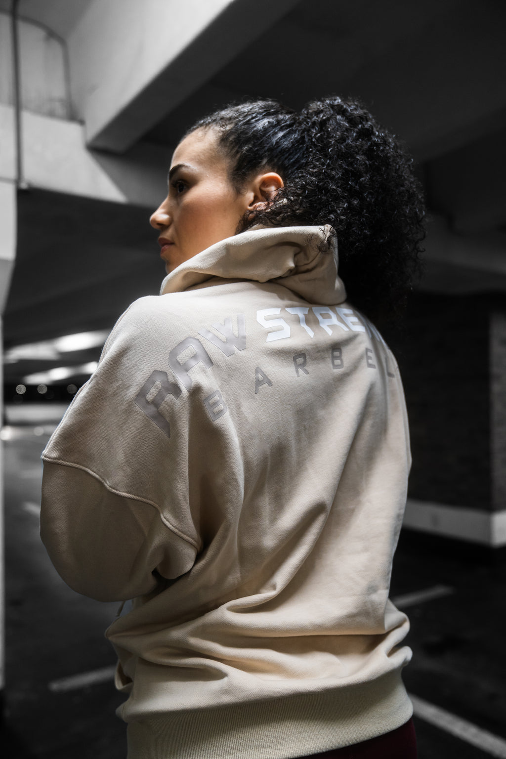 RAW STRENGTH BARBELL UNISEX LATTE BROWN OVERSIZED ZIP HOODIE
