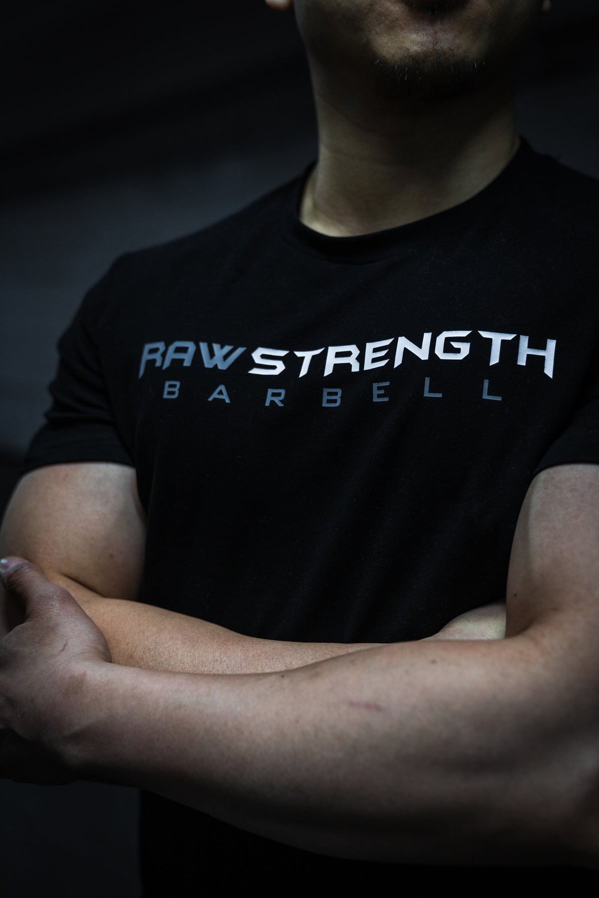 RAW STRENGTH BARBELL UNISEX CLASSIC FITTED TEE