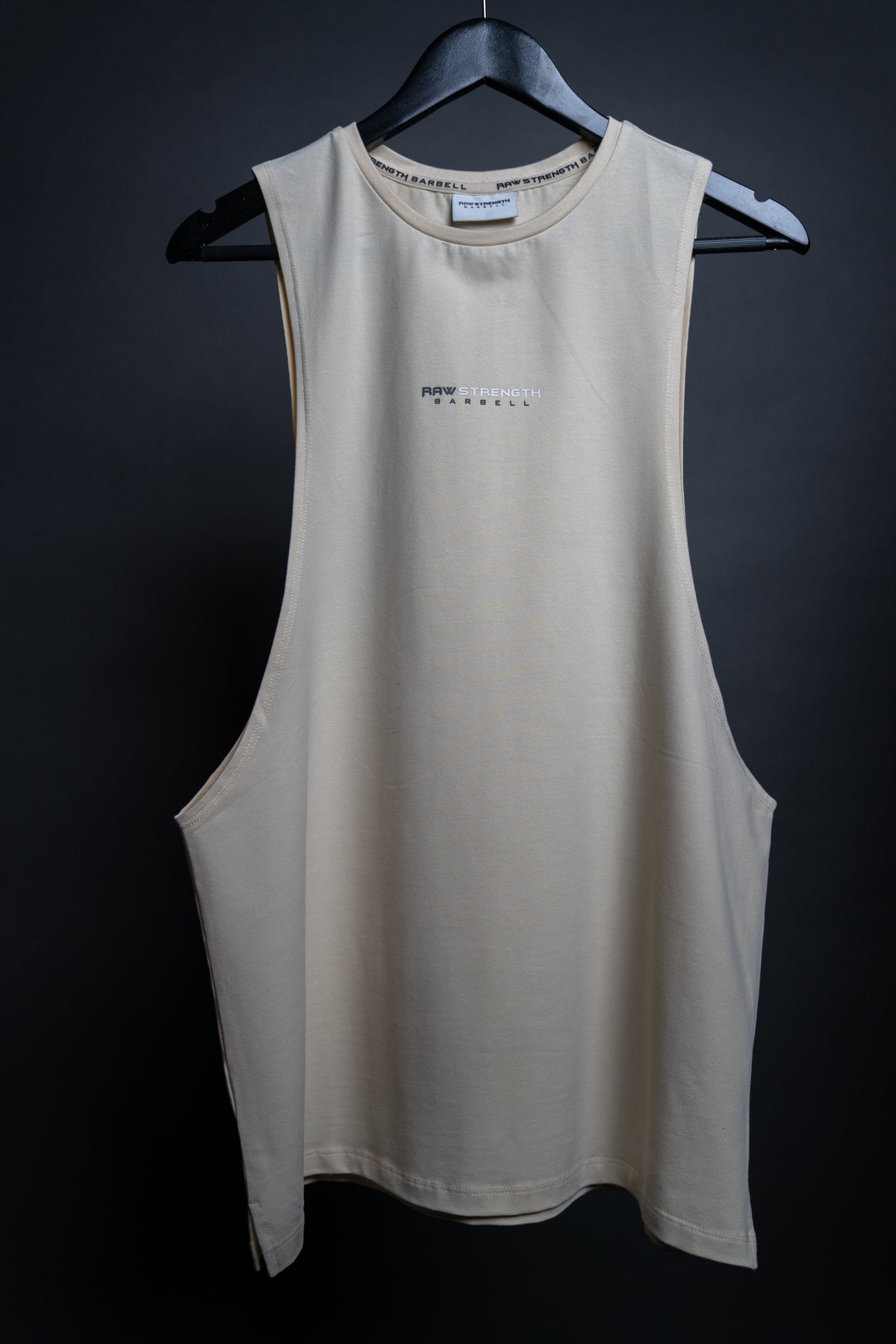 RAW STRENGTH BARBELL ESSENTIALS SANDSTONE BEIGE DROP ARM TANK