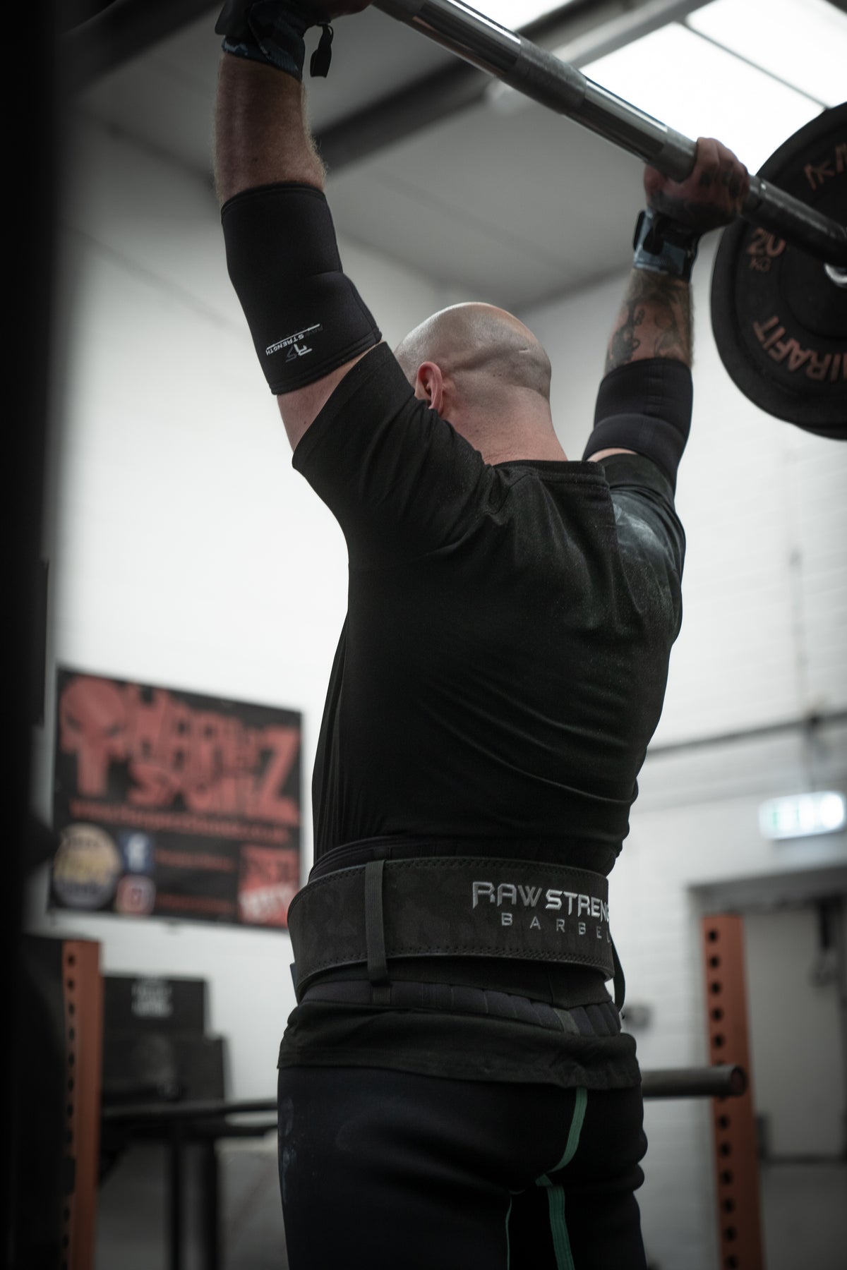 Raw Strength Barbell 10mm Carbon Black Camo Lever Belt – image 7