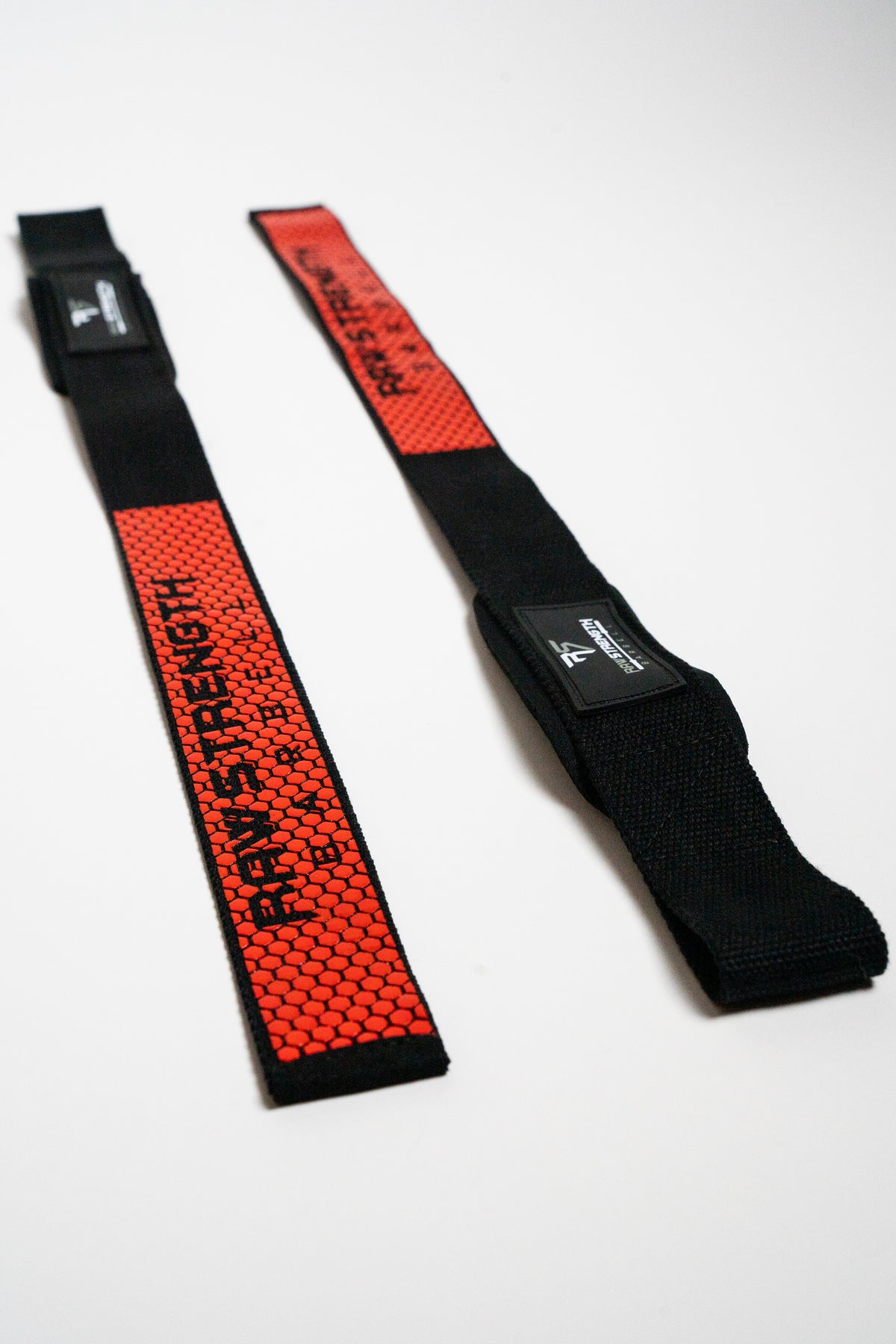 RAW STRENGTH BARBELL RED INFERNO LIFTING STRAPS